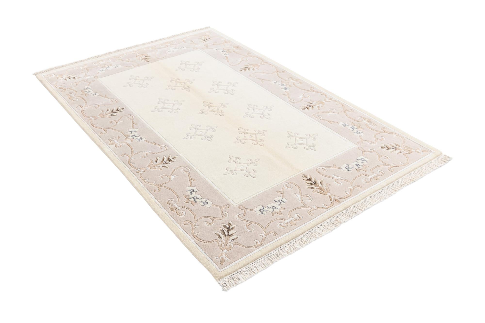 4' x 6' 2 Darya Rug