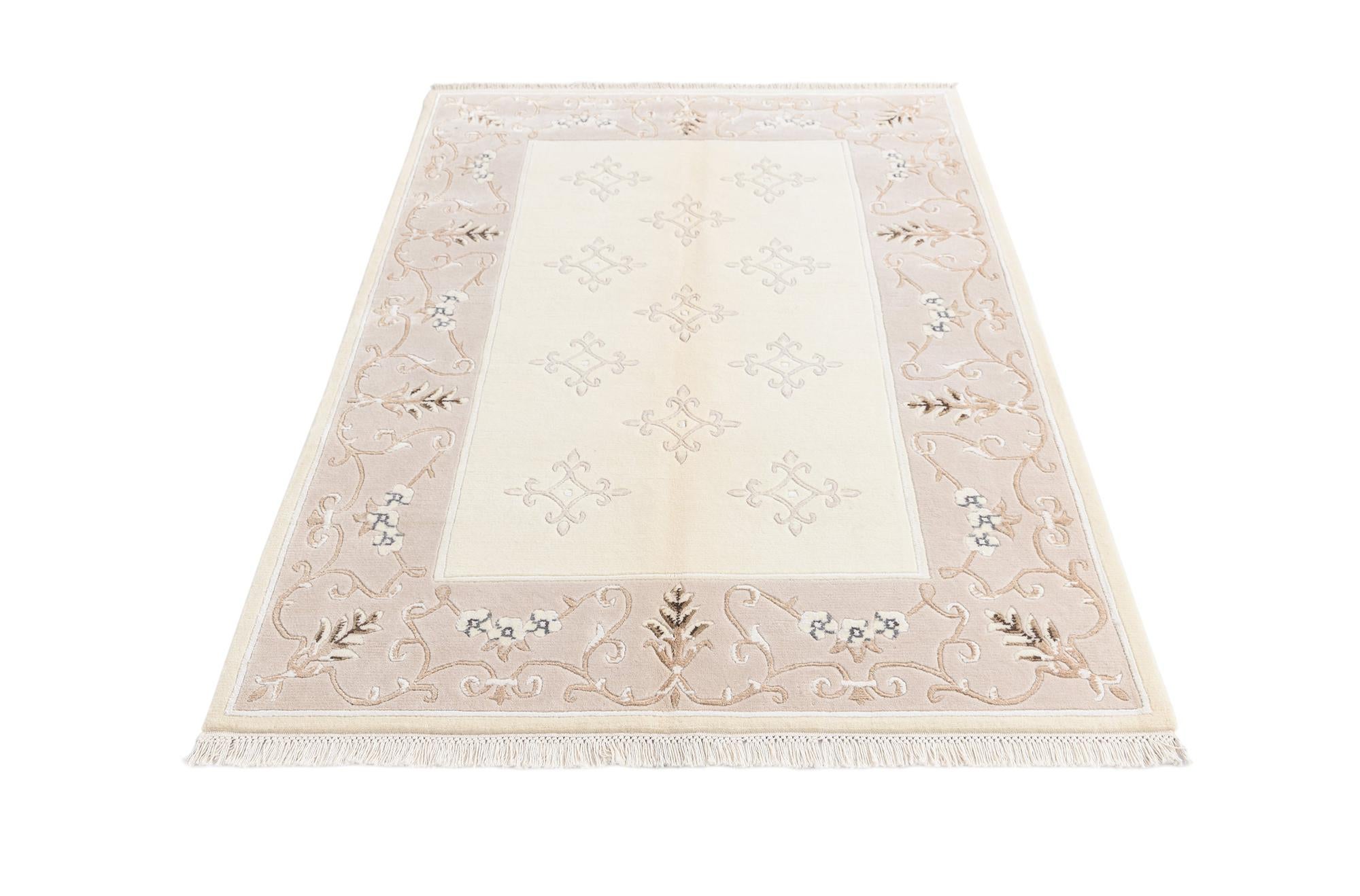 4' x 6' 2 Darya Rug