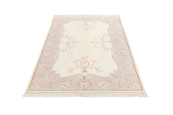 Detail image of 4' x 6' Darya Rug