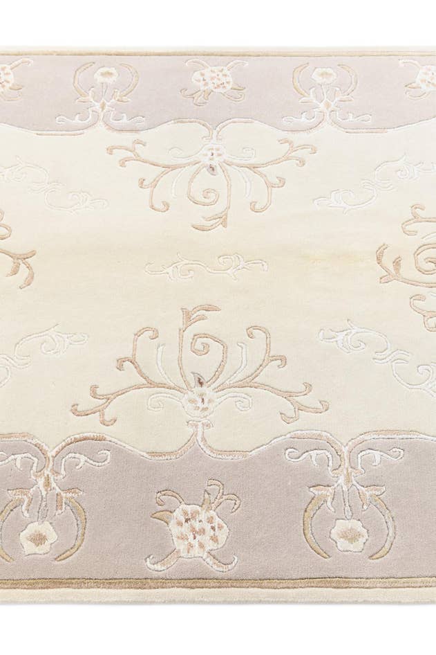 Detail image of 4' x 6' Darya Rug