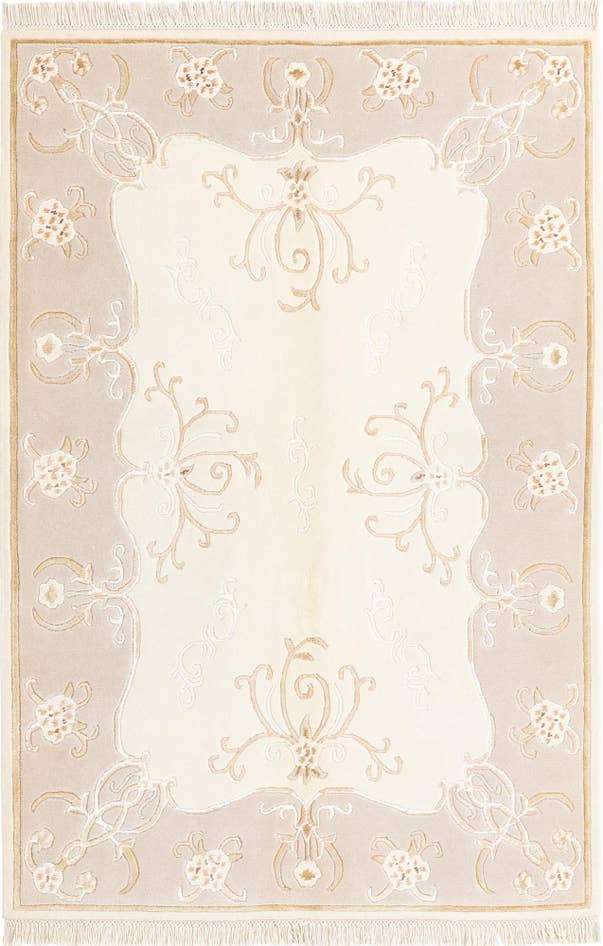 Detail image of 4' x 6' Darya Rug