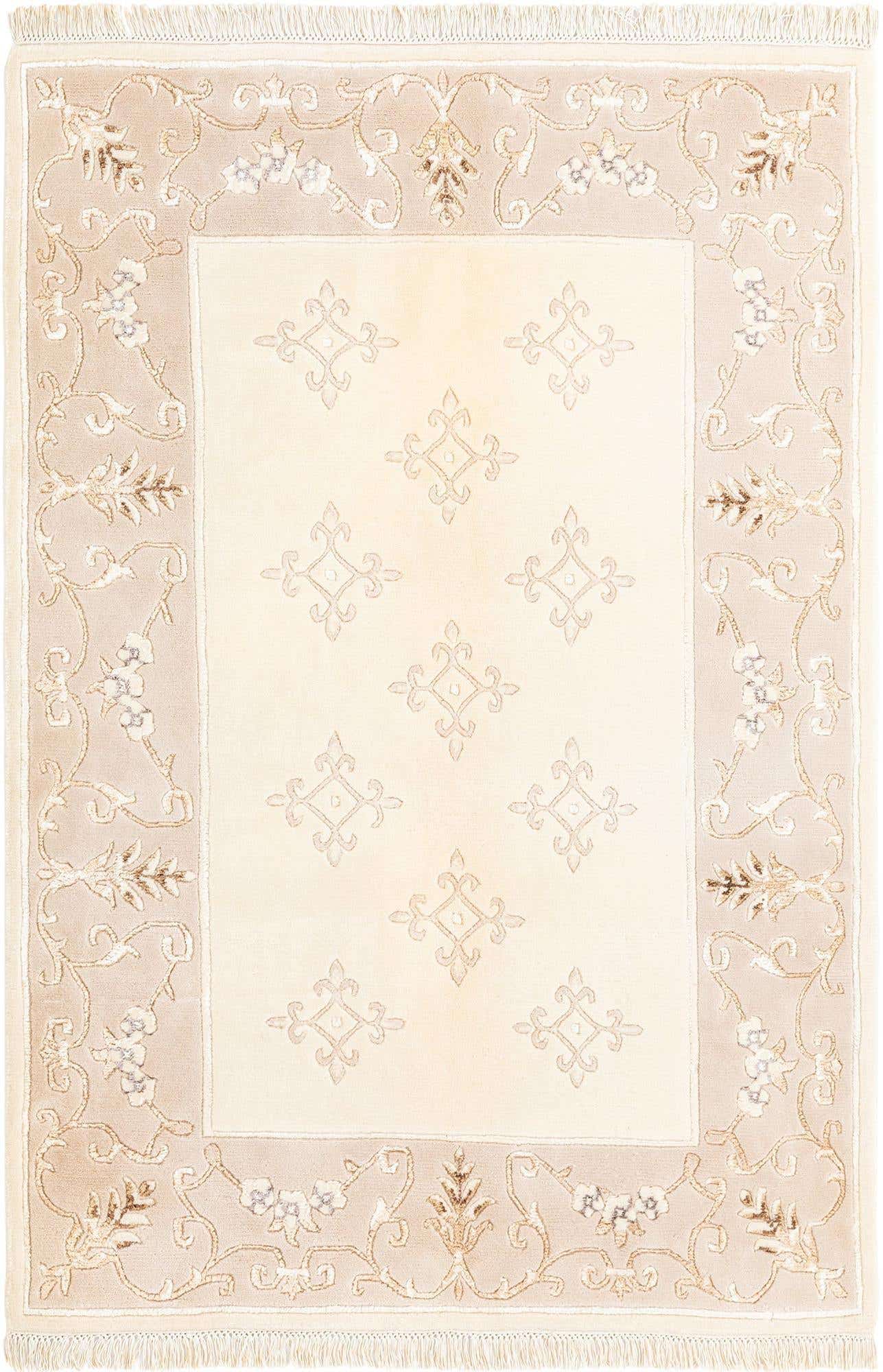 4' x 6' Darya Rug