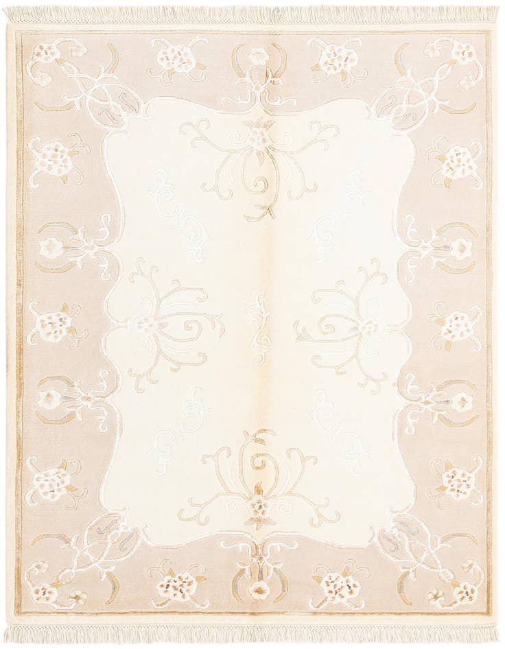 Detail image of 4' 1 x 5' 9 Darya Rug