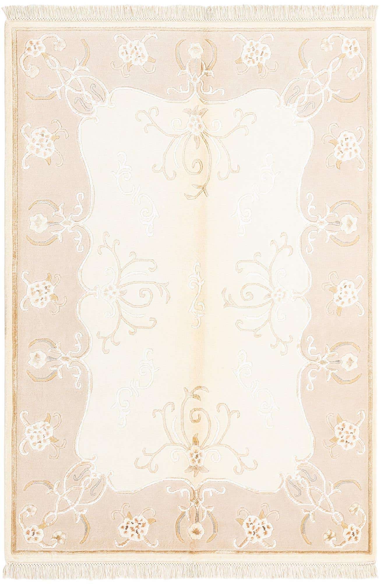 4' 1 x 5' 9 Darya Rug