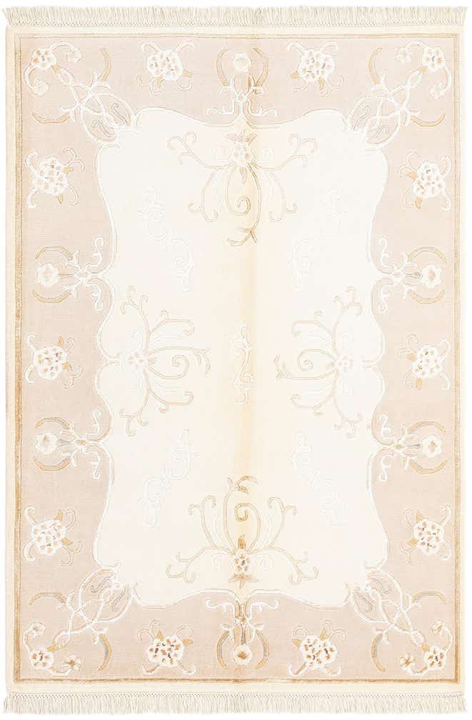4' 1 x 5' 9 Darya Rug