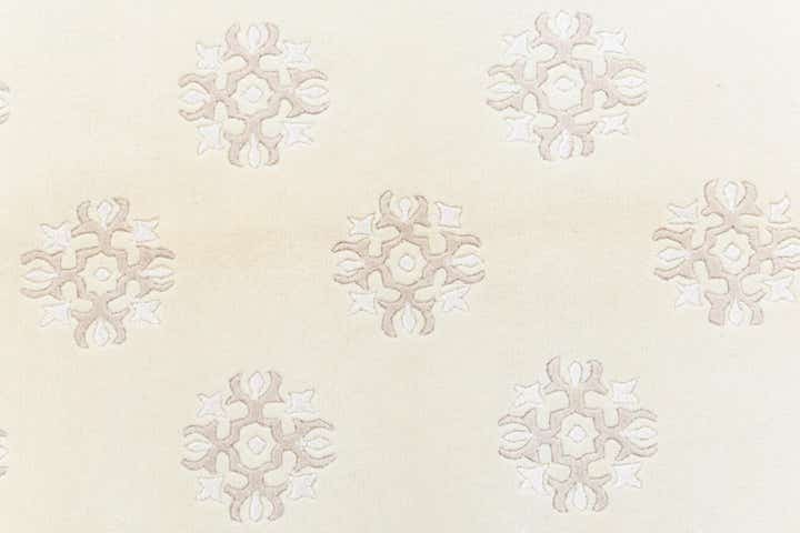 4' x 5' 9 Darya Rug