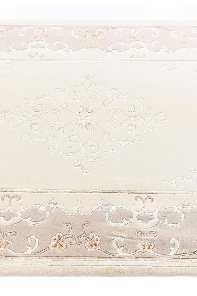 4' 1 x 6' Darya Rug