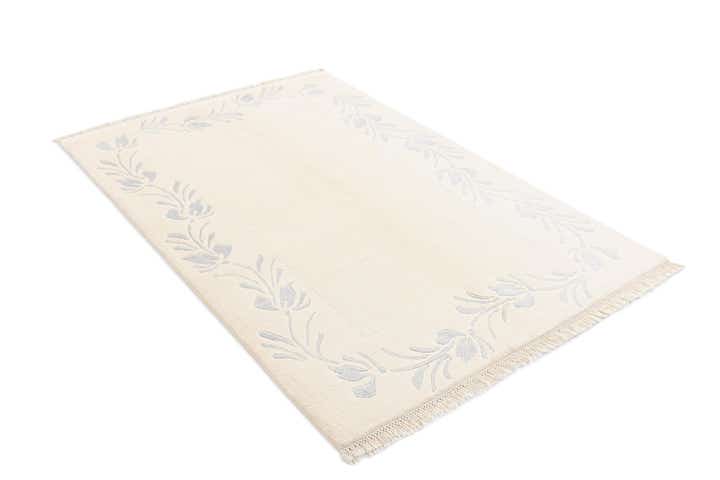 4' x 6' 1 Darya Rug