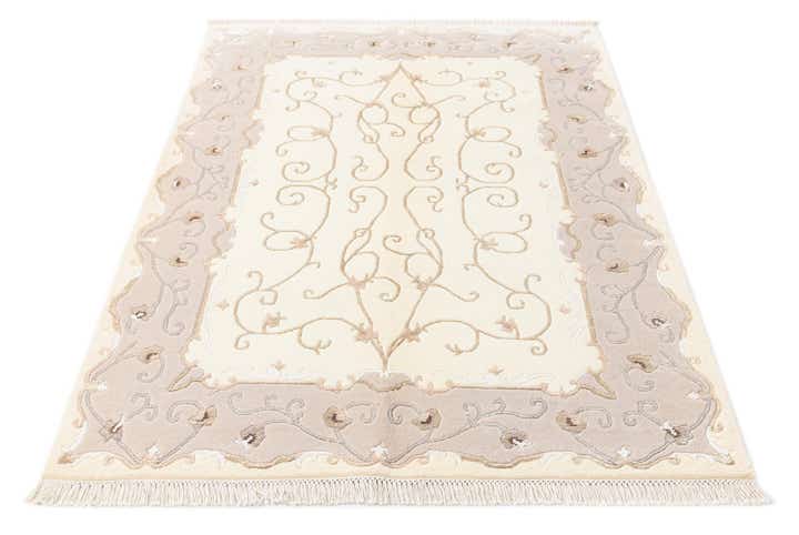 4' 1 x 6' Darya Rug