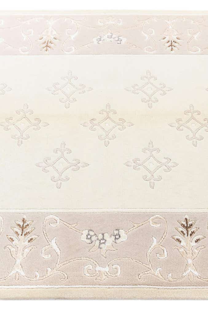 4' x 6' Darya Rug