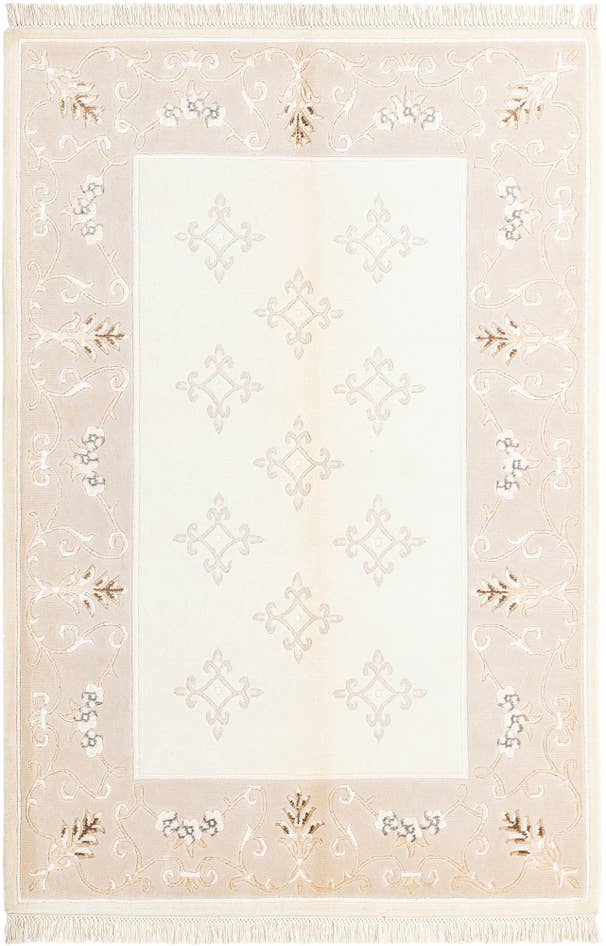 Detail image of 4' x 6' Darya Rug
