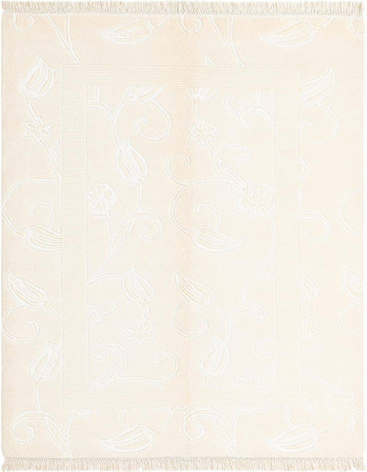 Detail image of 4' 1 x 5' 11 Darya Rug
