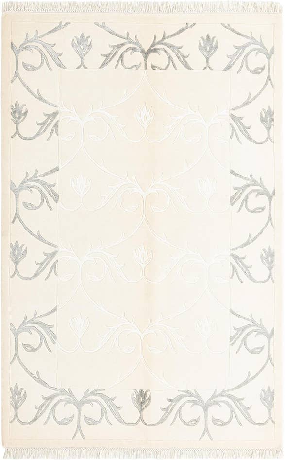 Detail image of 3' 11 x 6' Darya Rug