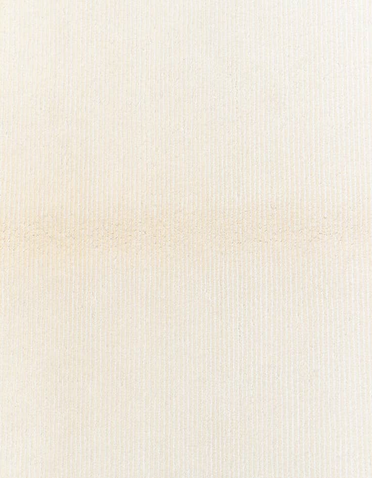 Detail image of 4' 2 x 6' Darya Rug