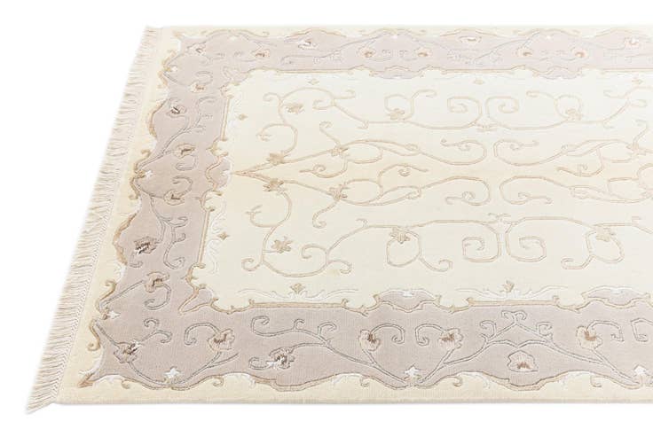 Detail image of 4' x 6' Darya Rug