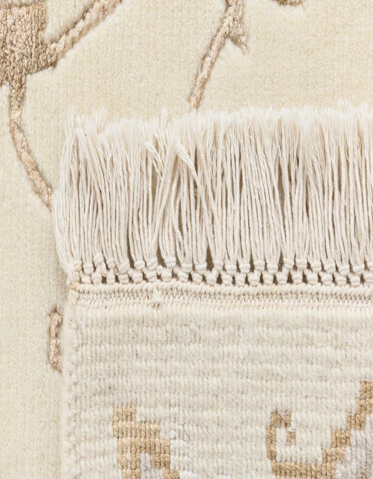 Detail image of 4' x 6' Darya Rug