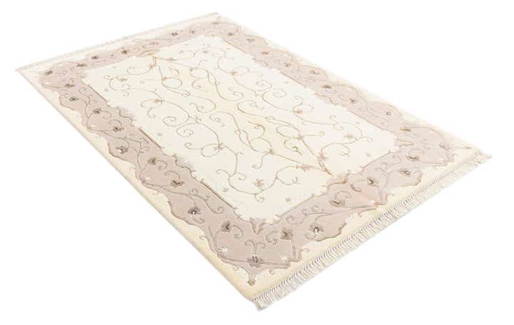 4' 1 x 6' Darya Rug