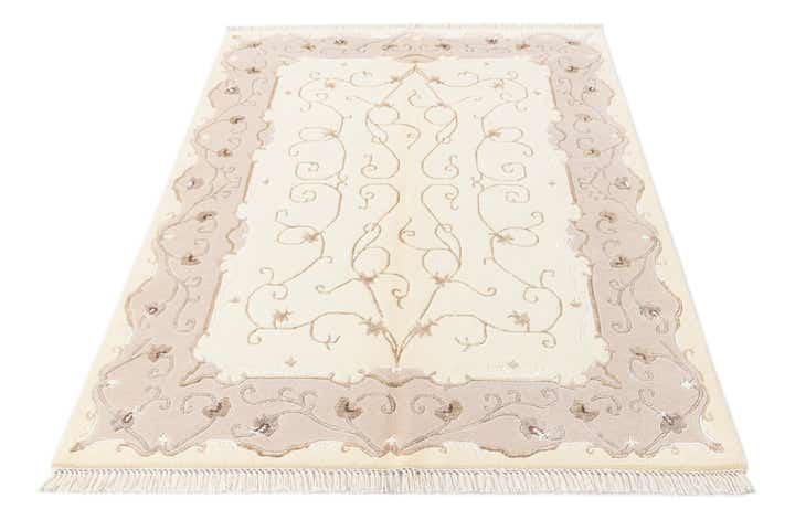 4' 1 x 6' Darya Rug