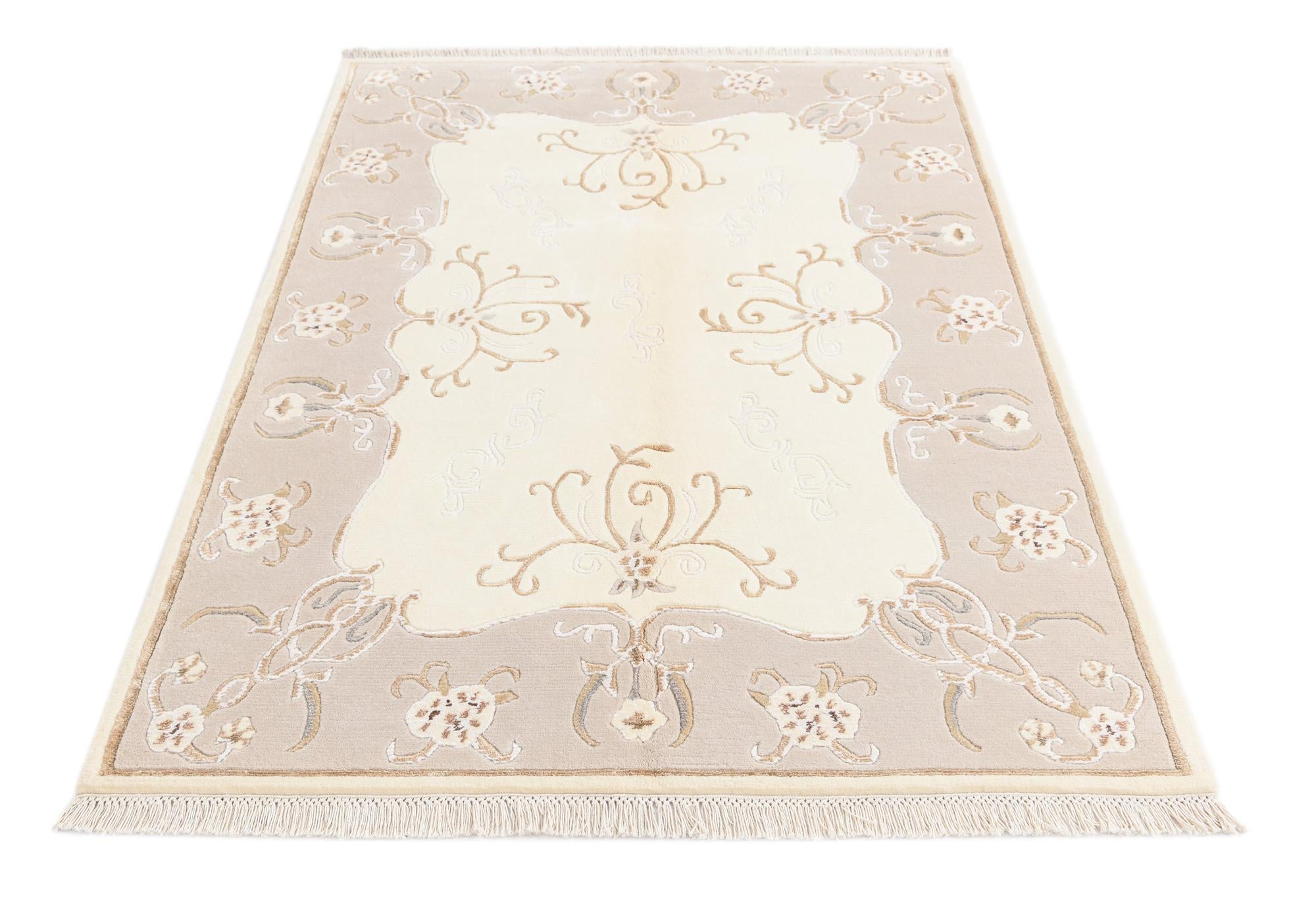 4' x 6' Darya Rug