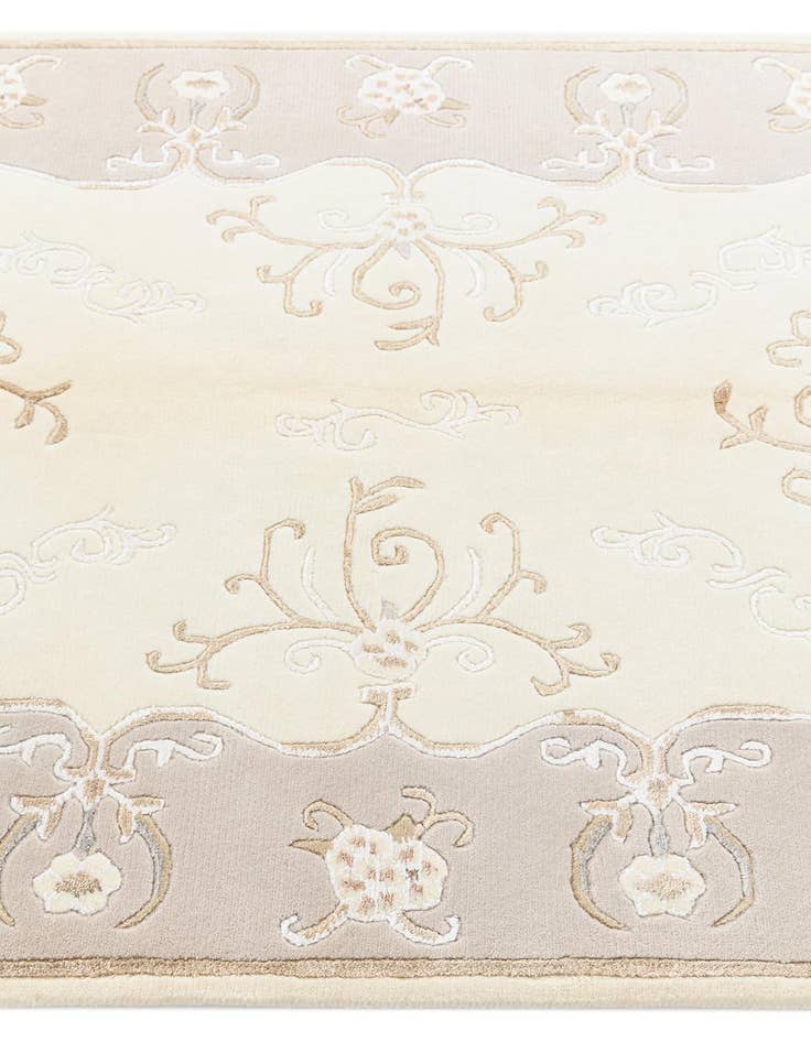 Detail image of 4' x 6' Darya Rug