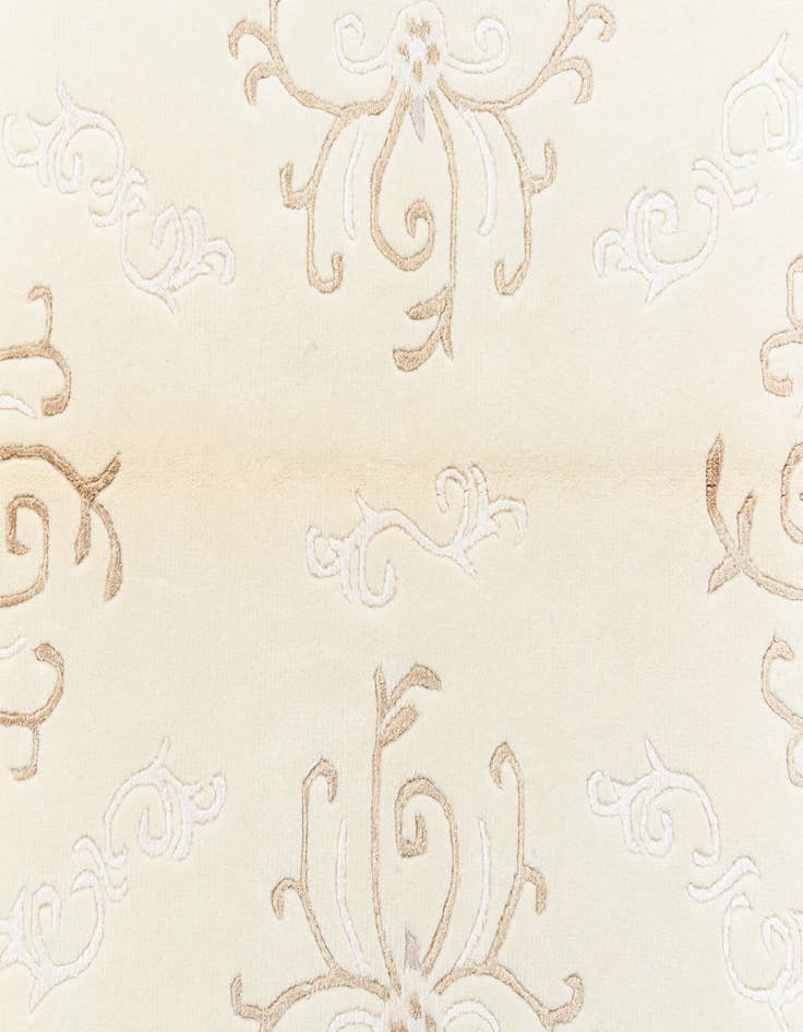 Detail image of 4' x 6' Darya Rug