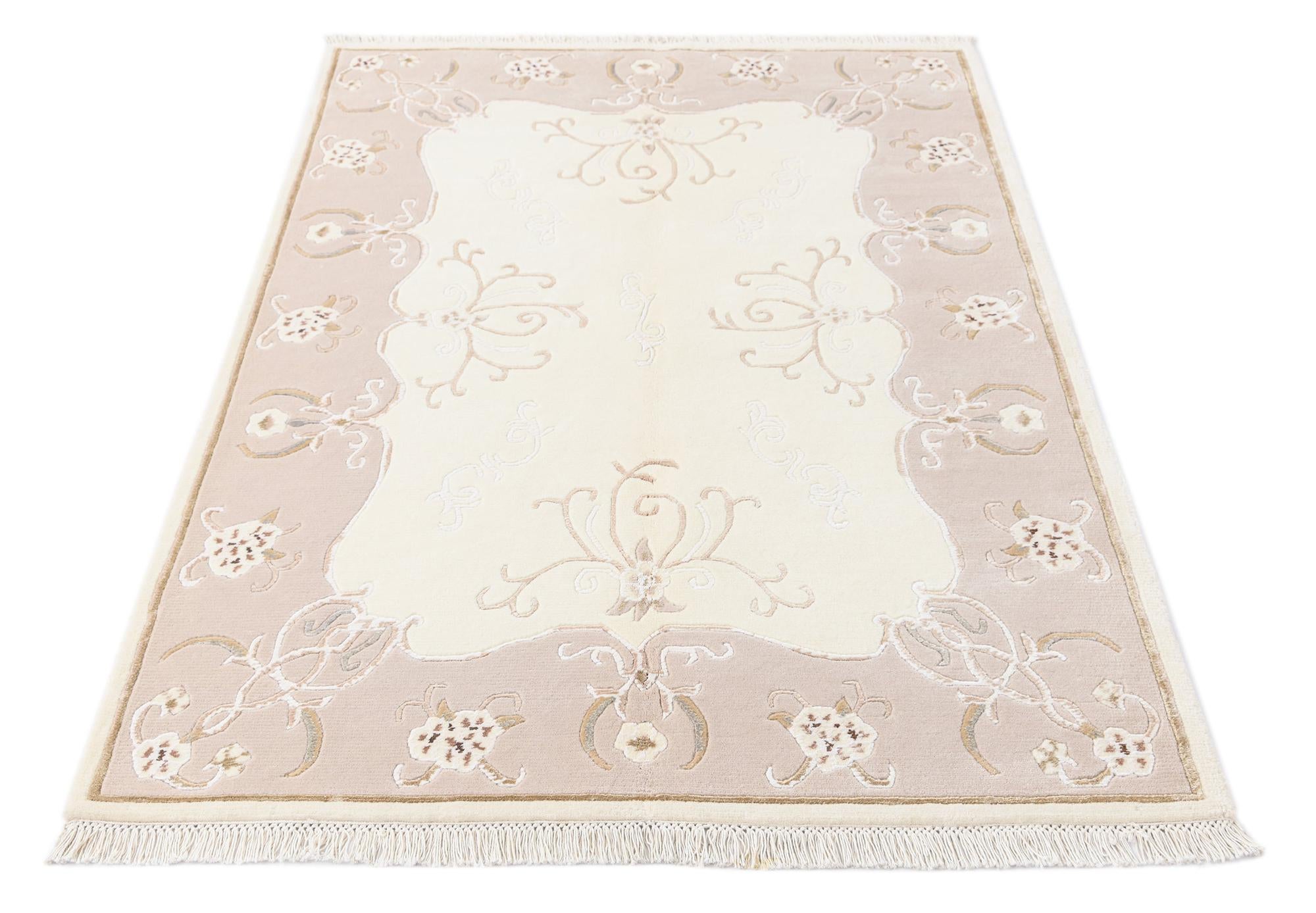 4' x 6' Darya Rug