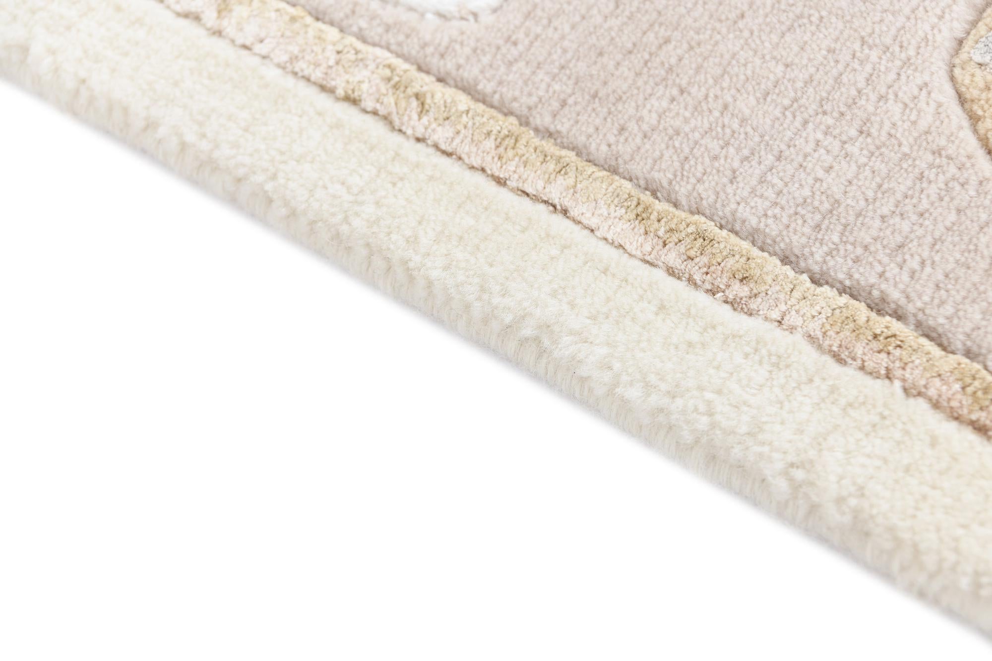 4' x 6' Darya Rug