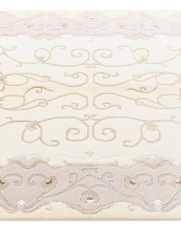 Detail image of 4' 1 x 6' 3 Darya Rug