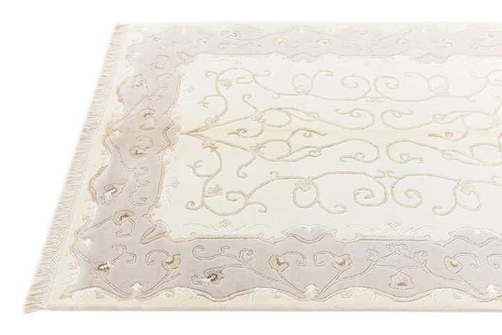 4' x 5' 11 Darya Rug