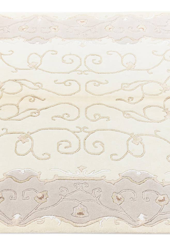 Detail image of 4' x 5' 11 Darya Rug