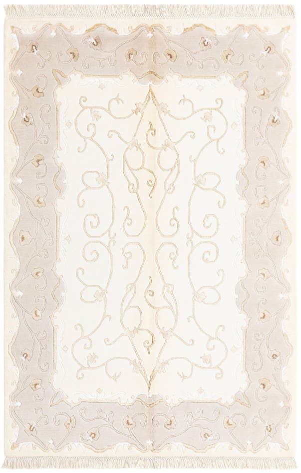 Detail image of 4' x 5' 11 Darya Rug