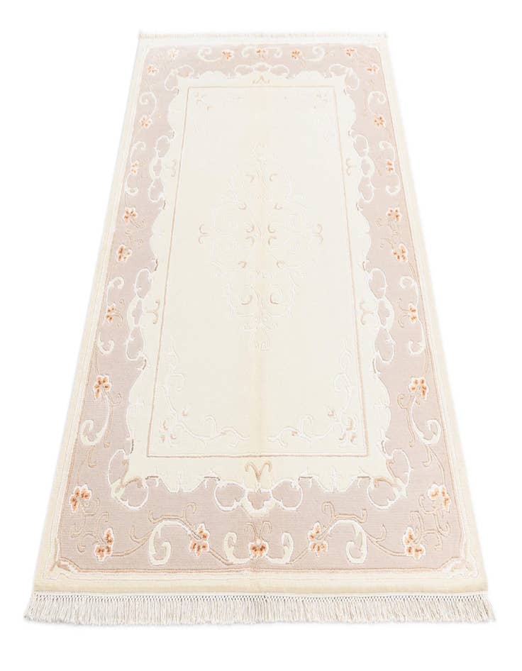 Detail image of 4' x 6' Darya Rug