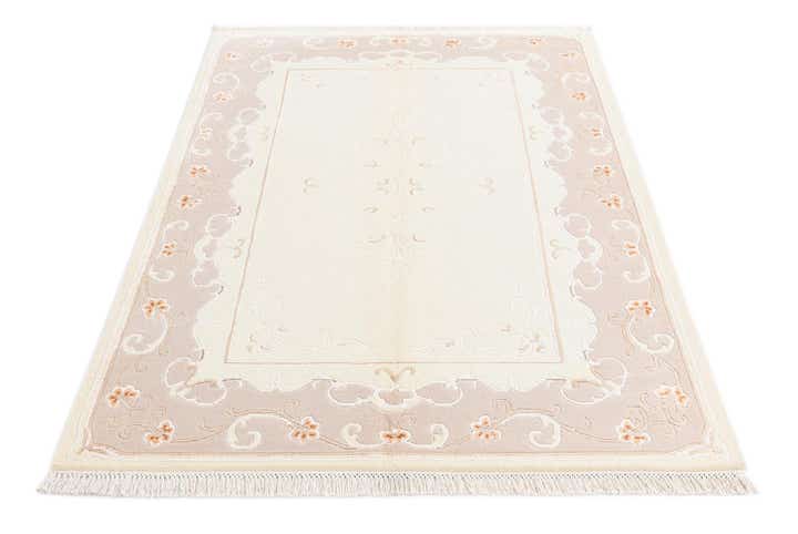 4' x 6' Darya Rug