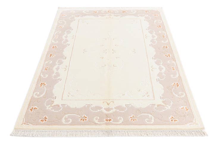 Detail image of 4' x 6' Darya Rug