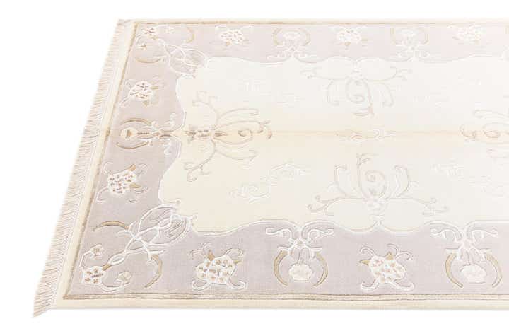 4' 1 x 5' 11 Darya Rug
