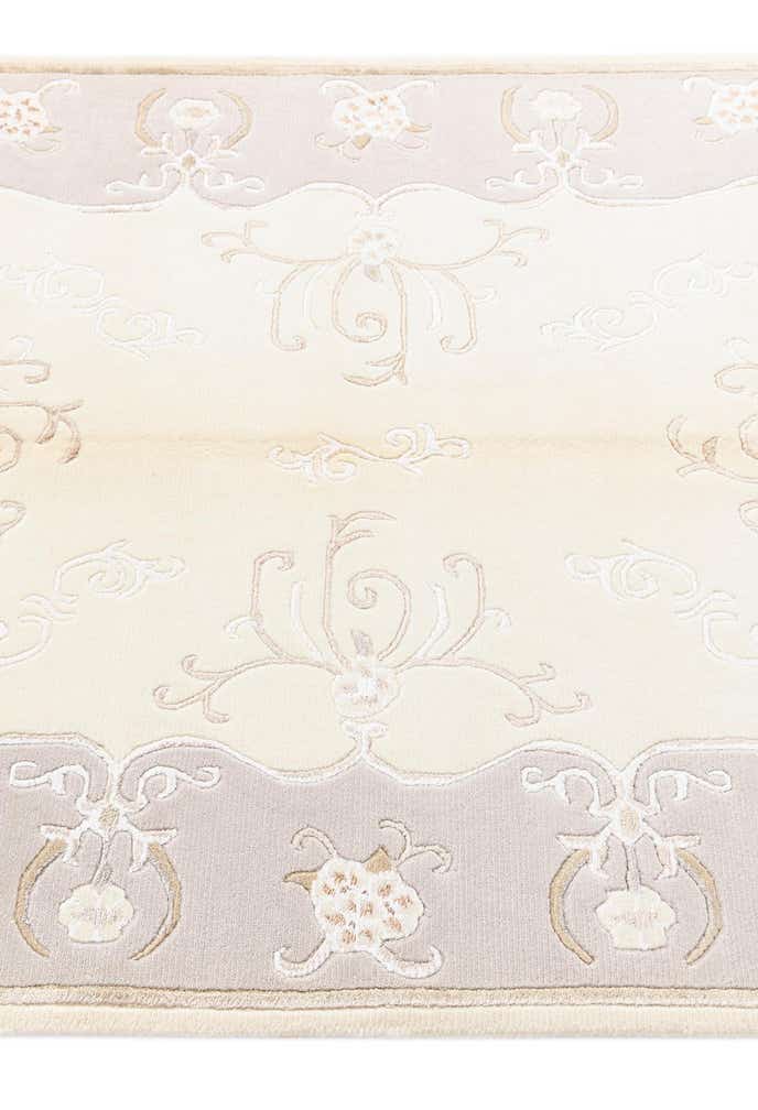 4' 1 x 5' 11 Darya Rug