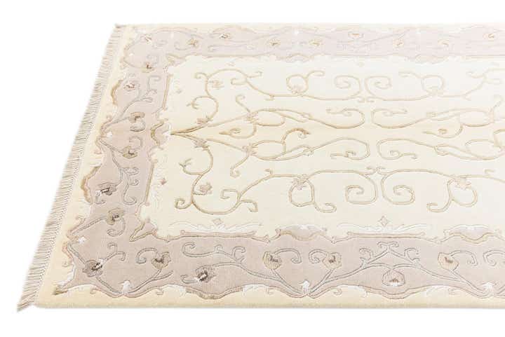 4' 1 x 6' 2 Darya Rug