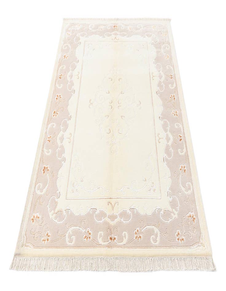 Detail image of 4' x 6' Darya Rug