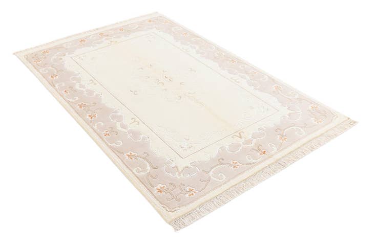 Detail image of 3' 11 x 5' 11 Darya Rug