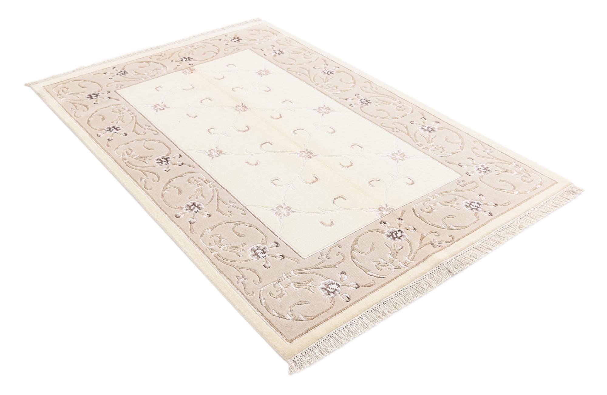 4' 1 x 6' 3 Darya Rug