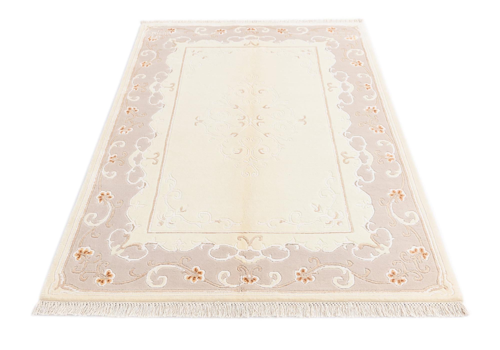 4' x 5' 11 Darya Rug