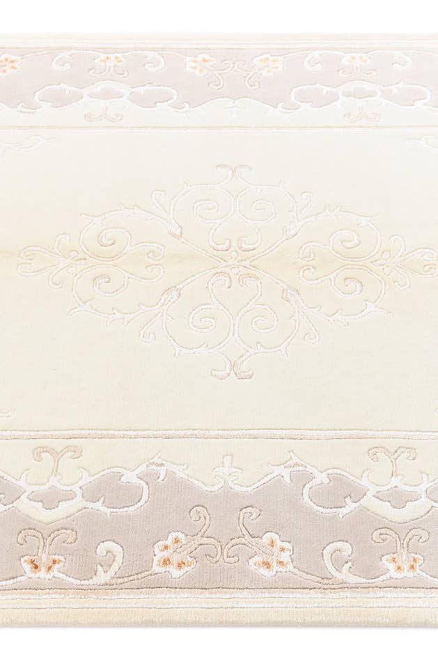 Detail image of 4' x 5' 11 Darya Rug
