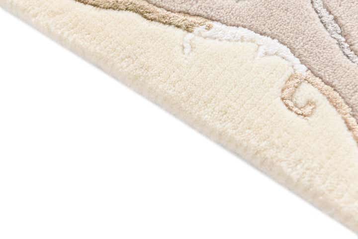 4' x 5' 11 Darya Rug