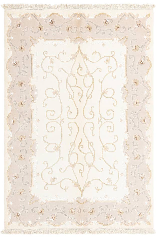 Detail image of 4' x 5' 11 Darya Rug