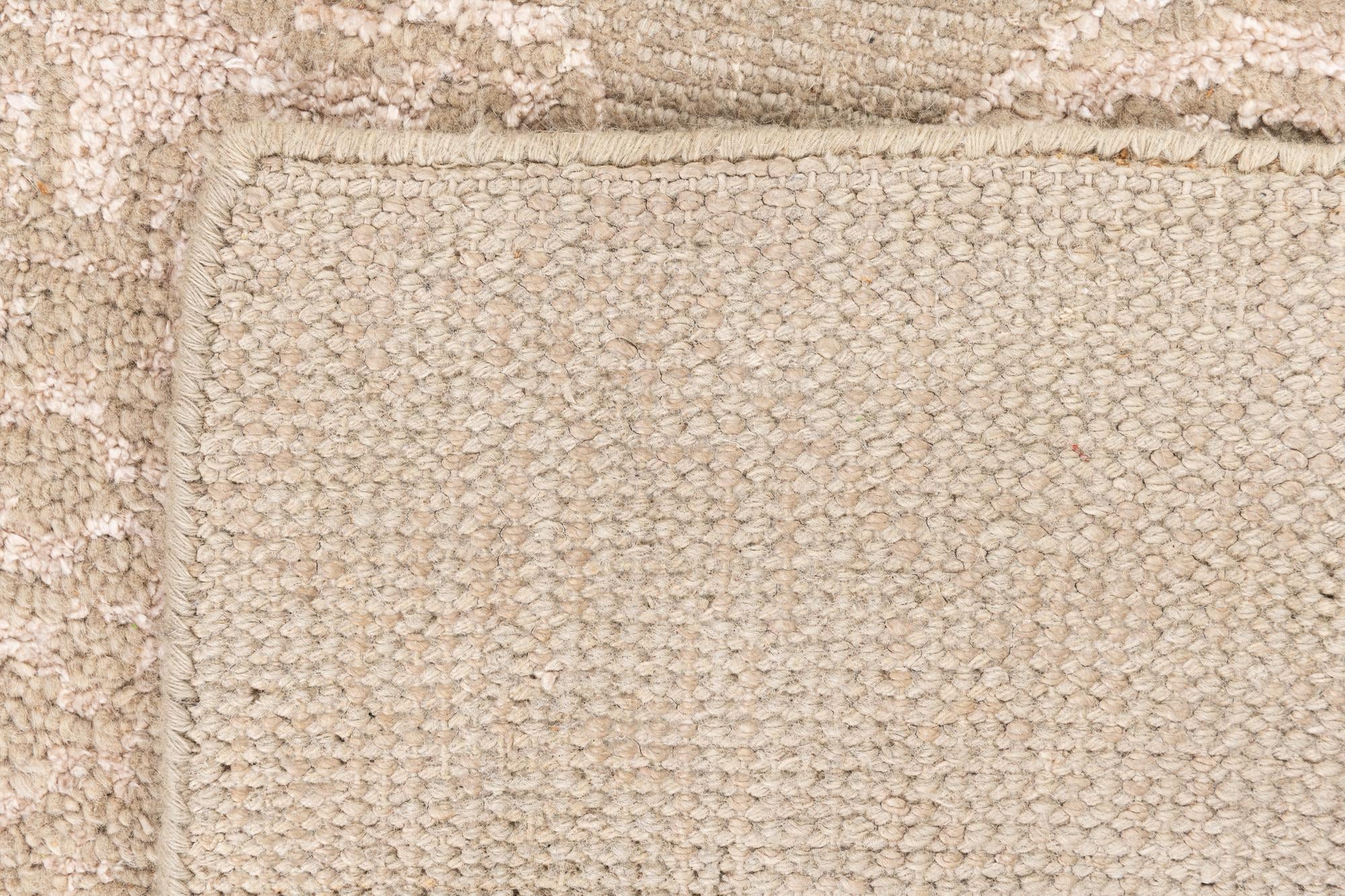6' x 8' 9 Hand Knotted Darya Rug