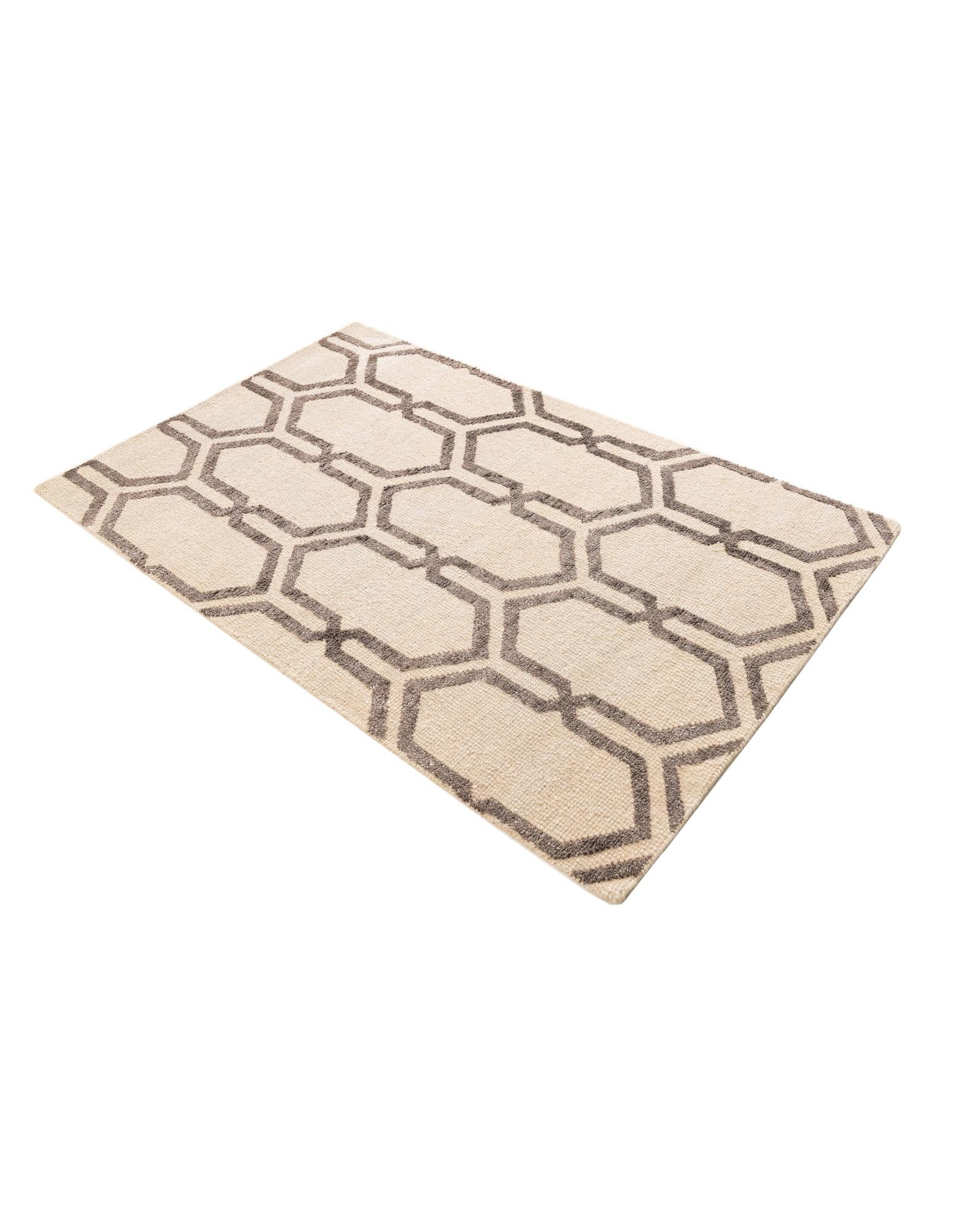 3' 9 x 5' 9 Hand Knotted Darya Rug