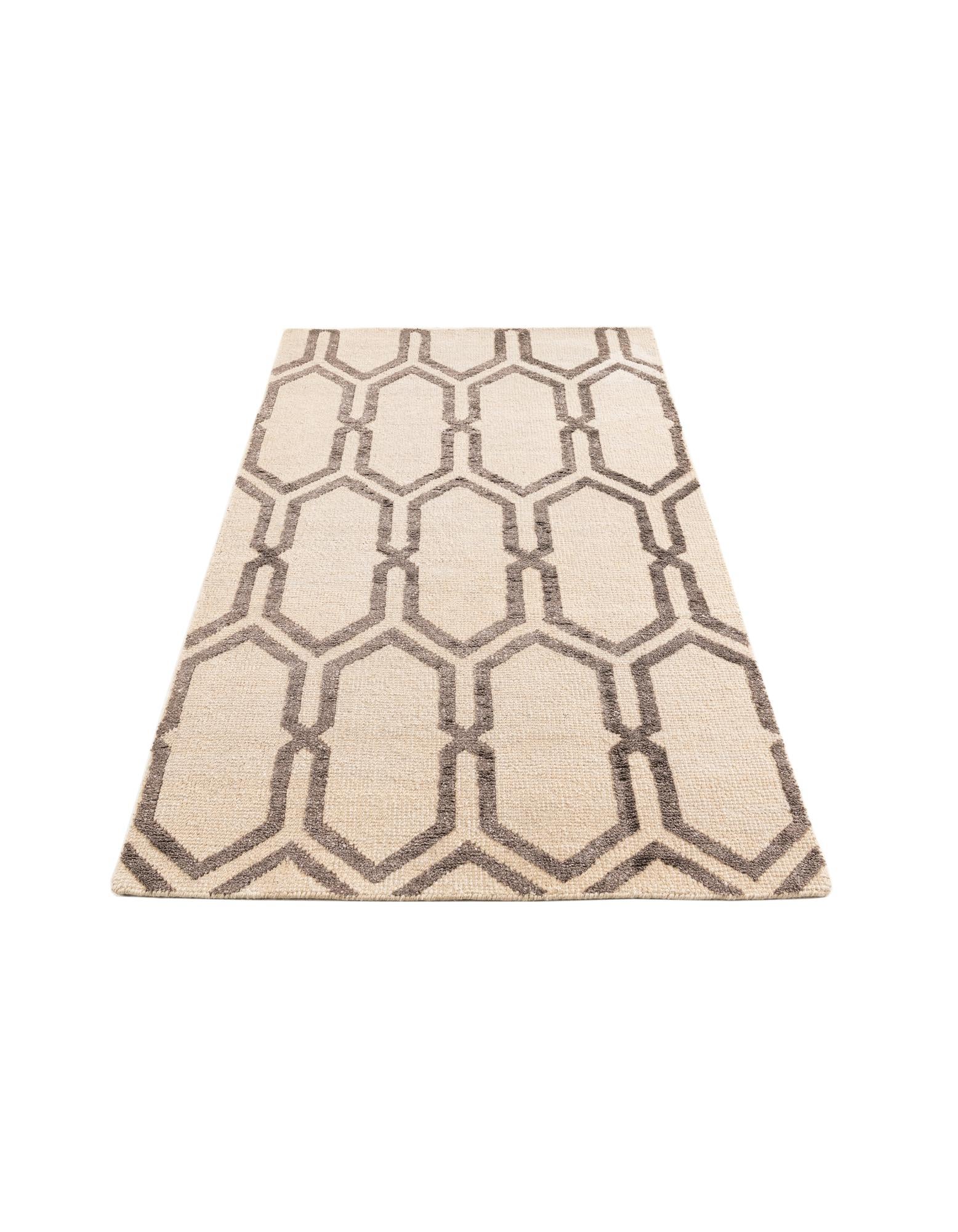 3' 9 x 5' 9 Hand Knotted Darya Rug