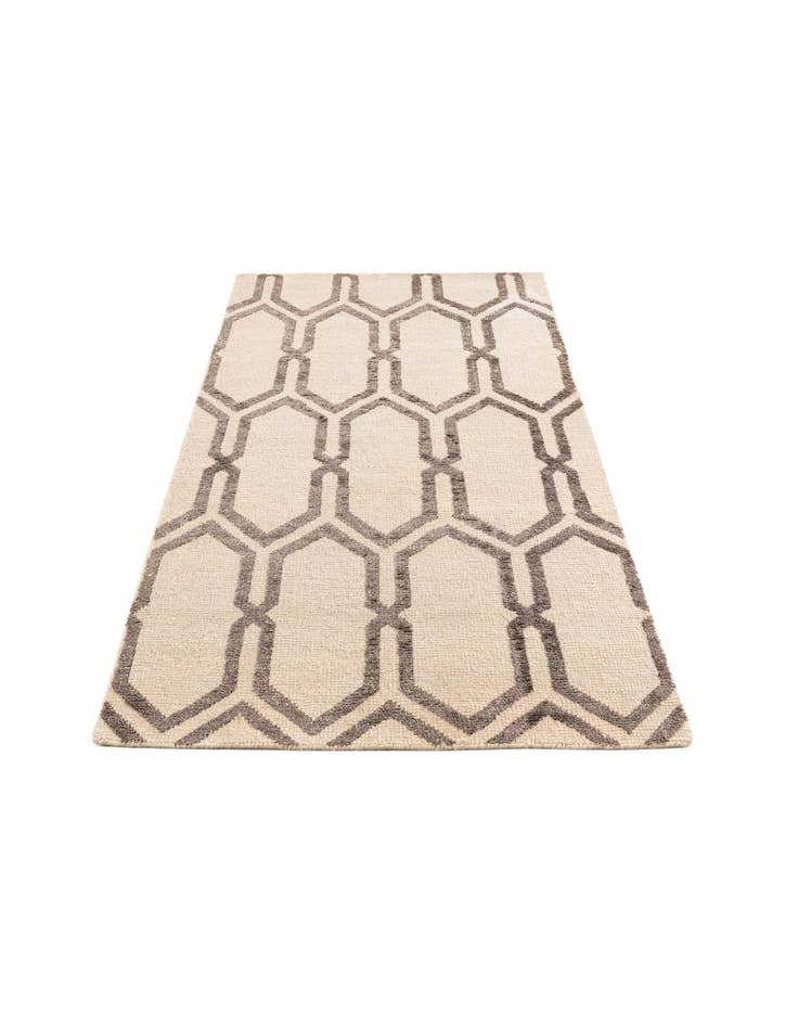 Detail image of 3' 9 x 5' 9 Hand Knotted Darya Rug