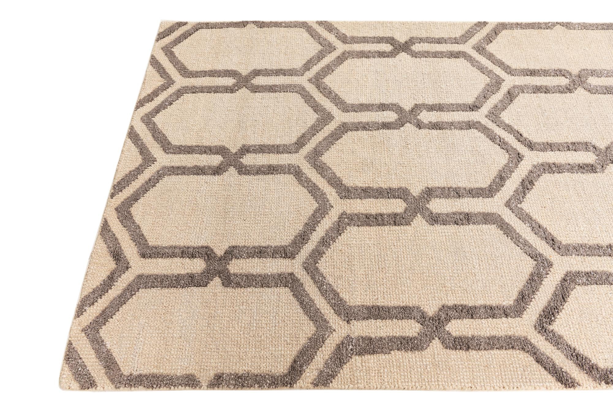 3' 9 x 5' 9 Hand Knotted Darya Rug