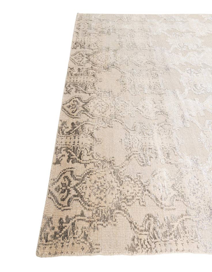 Detail image of 7' 10 x 9' 7 Hand Knotted Darya Rug
